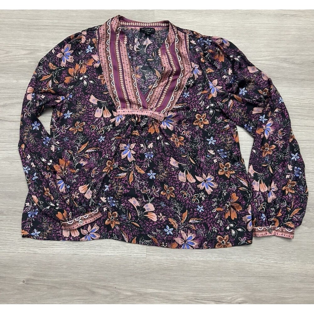 Current Air Los Angeles pink  Floral flower boho V-Neck top size small
